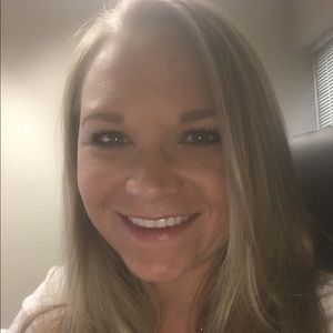 Meet your Posher, Brittney